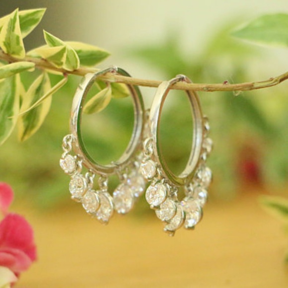 925 Sterling Silver with Cubic Zirconia Stones - Picture 5 of 8